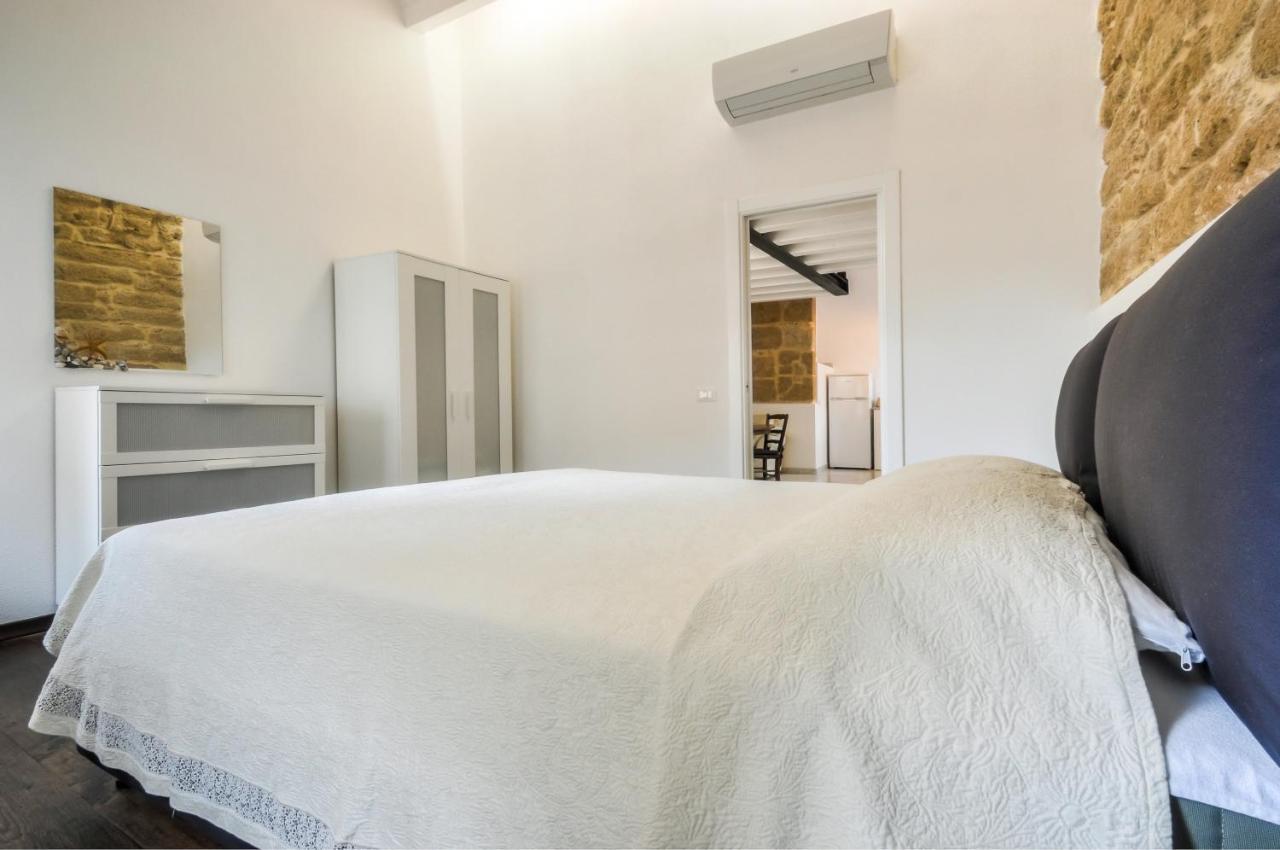 Loft In The Old Town Apartment อาลเกโร ภายนอก รูปภาพ